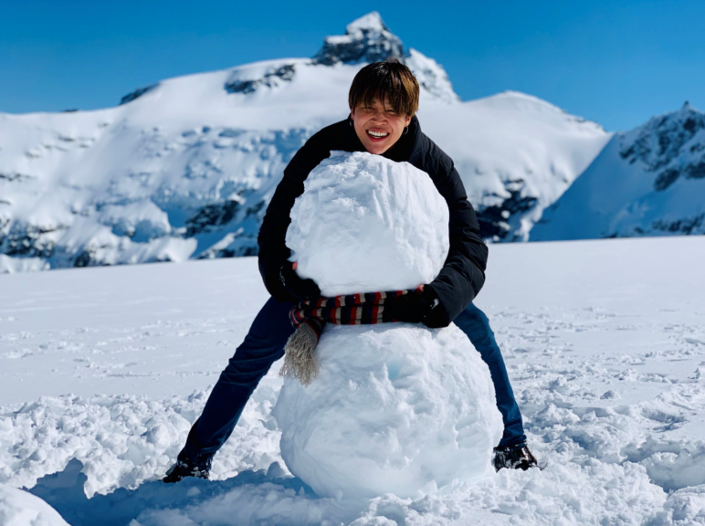 10月13日はbtsジミンの誕生日 Vが撮影した雪山でのジミンの写真が話題 Nomnomkiyow
