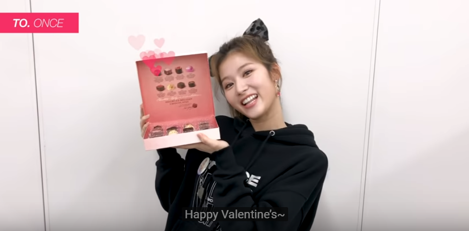 Happy Valentine S Day Twiceがonceに向けてチョコをプレゼント Nomnomkiyow