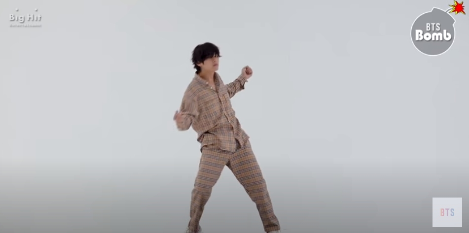 Taehyung Is Wearing Pajamas Bts Mma 2019 Rehearsal Video